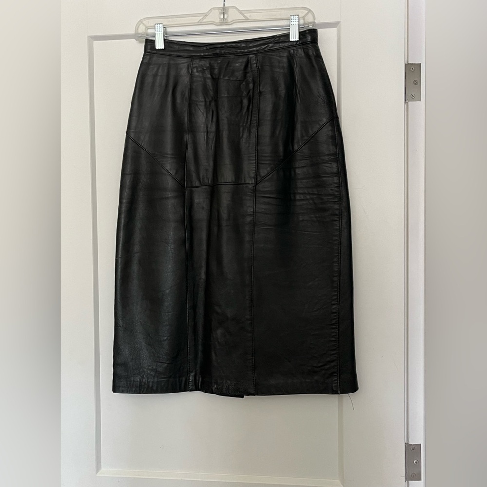 Vintage Classic Leather Made in Canada Midi Skirt Black M